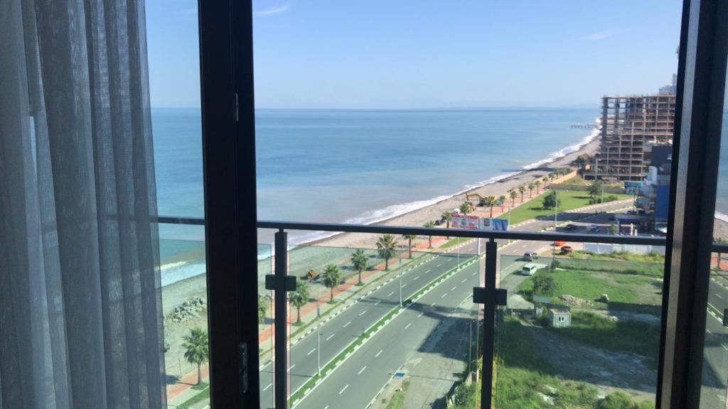 Zeyton Ξενοδοχείο Μπατούμι Εξωτερικό φωτογραφία